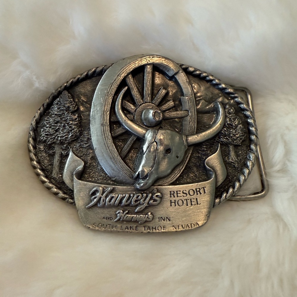 Vtg 1982 Harvey’s South Lake Tahoe Steer Head Belt Buckle by Siskiyou Co.